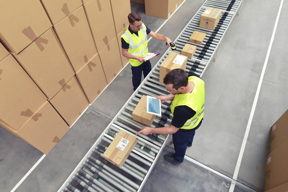 scanning boxes over conveyor belt