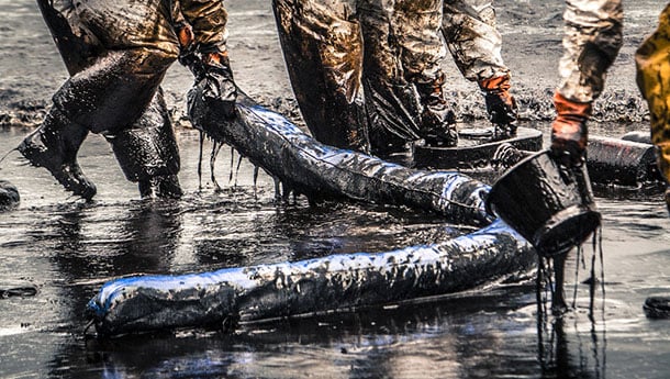 oil spill cleanup at koh samet thailand
